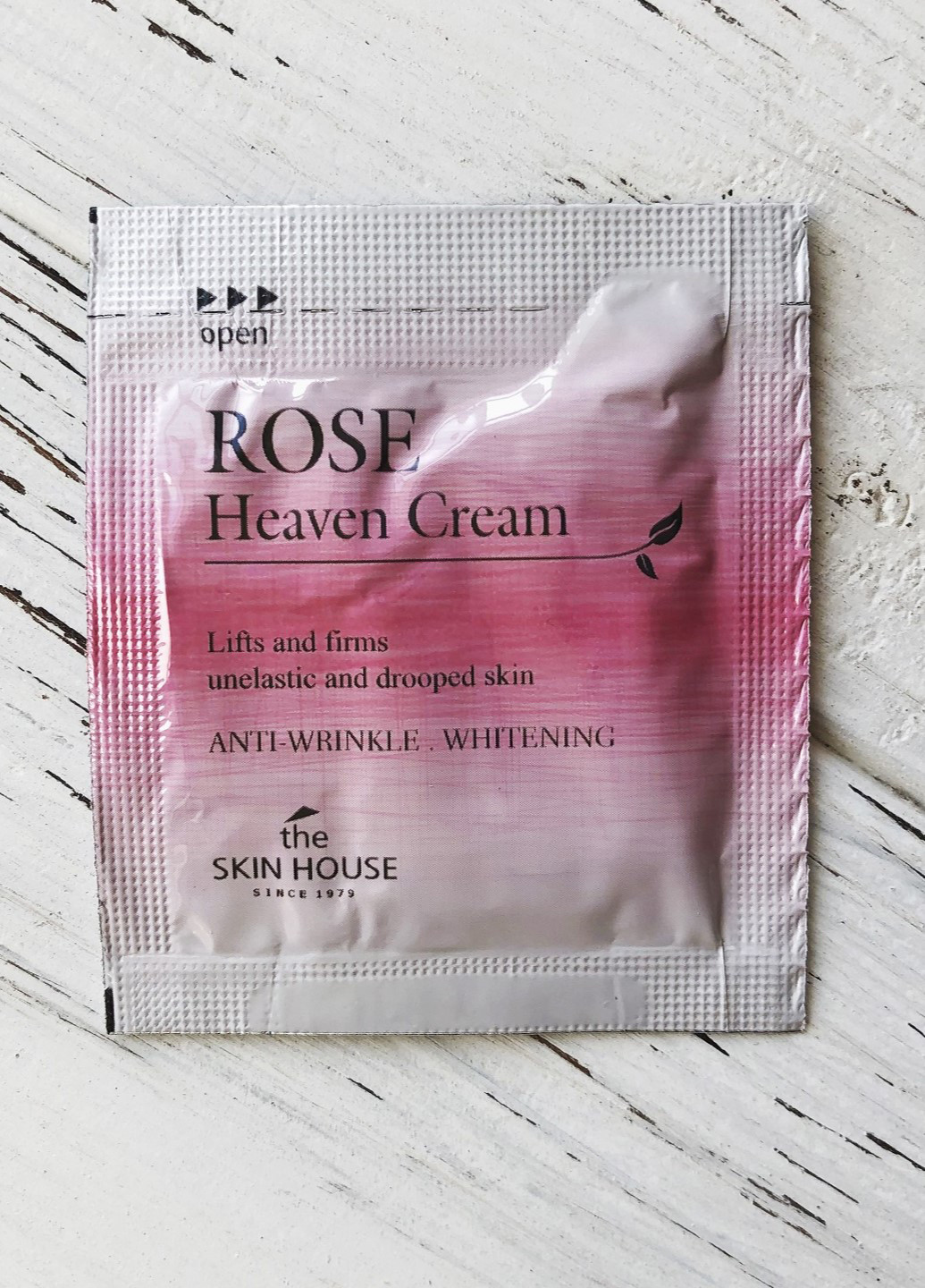 Крем омолоджуючий з екстрактом троянди Rose Heaven Cream (пробник), 2 мл The Skin House