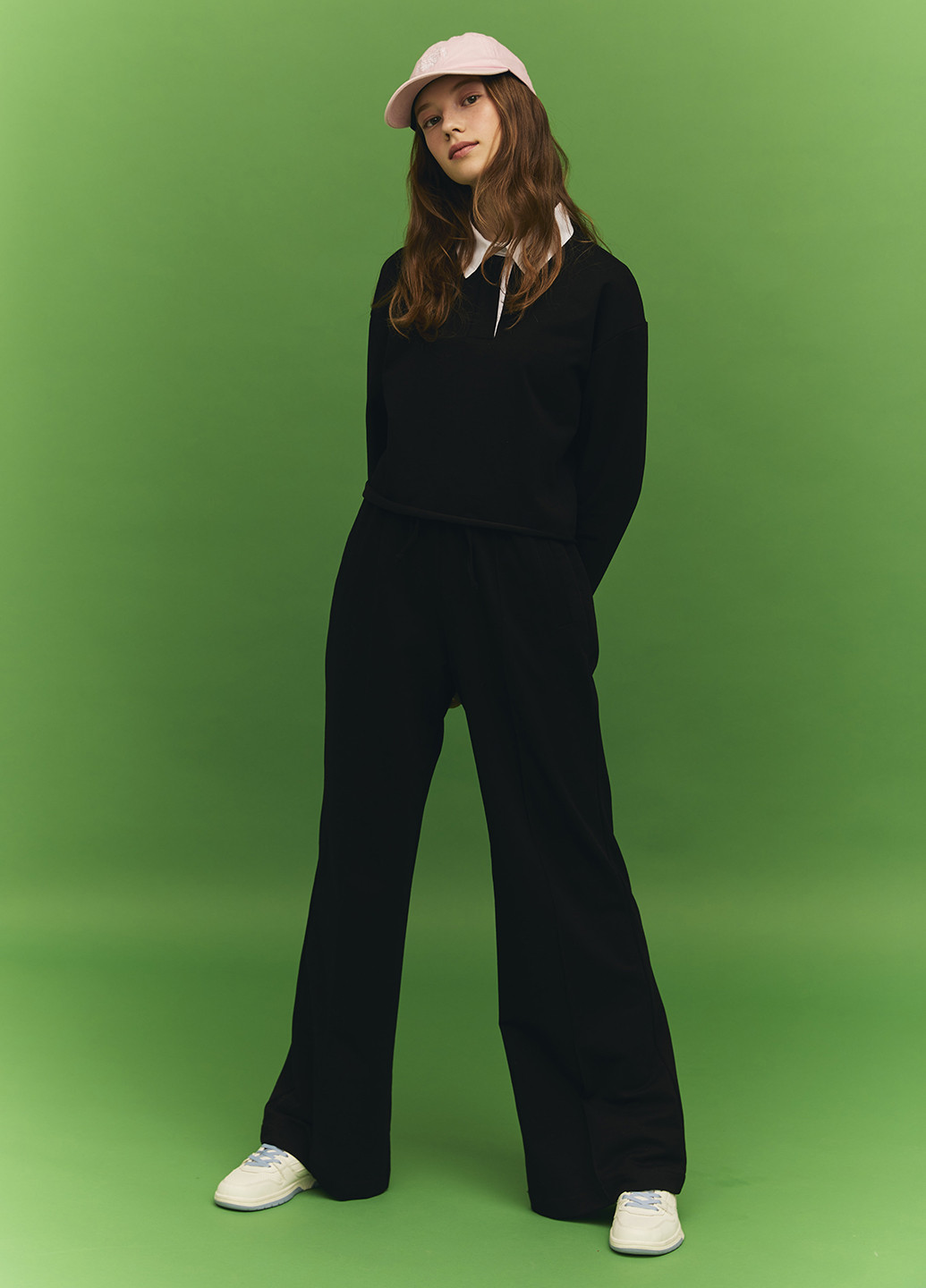 Трикотажні широкі штани зі стрілками KASTA design прямі однотонні чорні кежуали поліестер, трикотаж