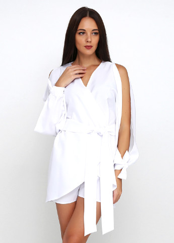 Костюм (блуза, шорты) Podium с шортами, с длинным рукавом однотонный белый кэжуал