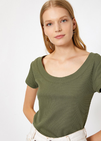 Оливковая (хаки) летняя футболка KOTON