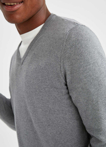 Сірий демісезонний пуловер пуловер DeFacto