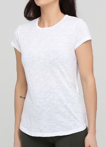 Белая летняя футболка Avon