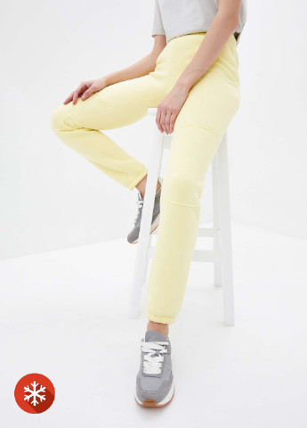 Желтые демисезонные брюки Garne